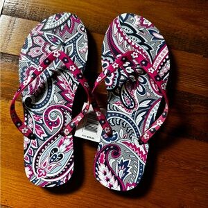 NWT Vera Bradley Gramercy Paisley Flip Flops